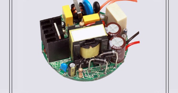 Indoor AC Driver for 9 W system : Potted LED Drivers